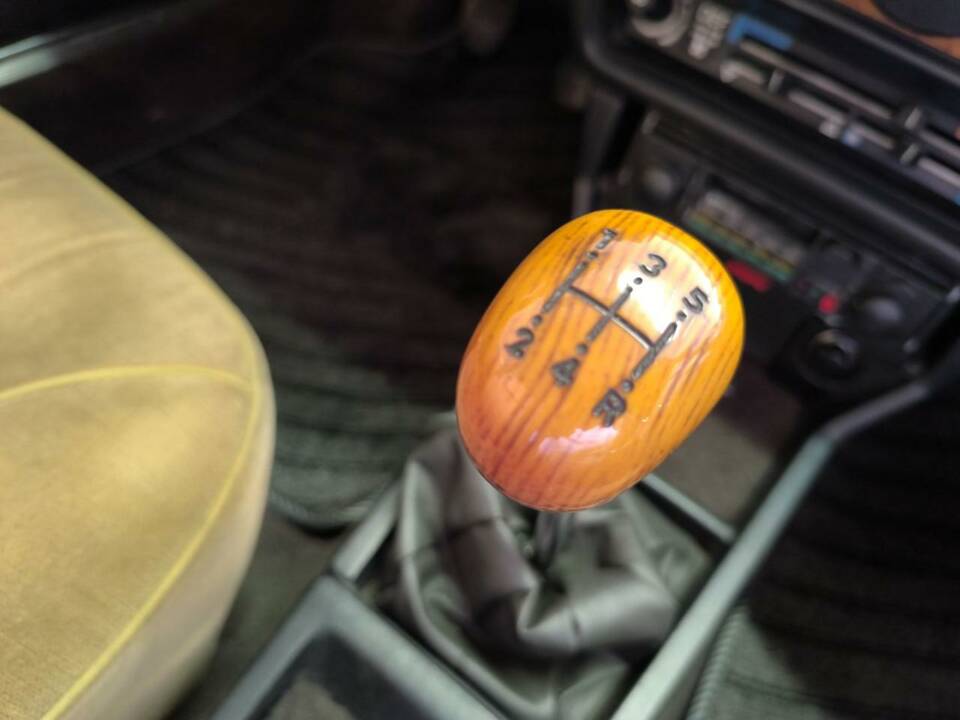 Image 20/27 of Alfa Romeo Alfetta GTV 2.0 L (1980)