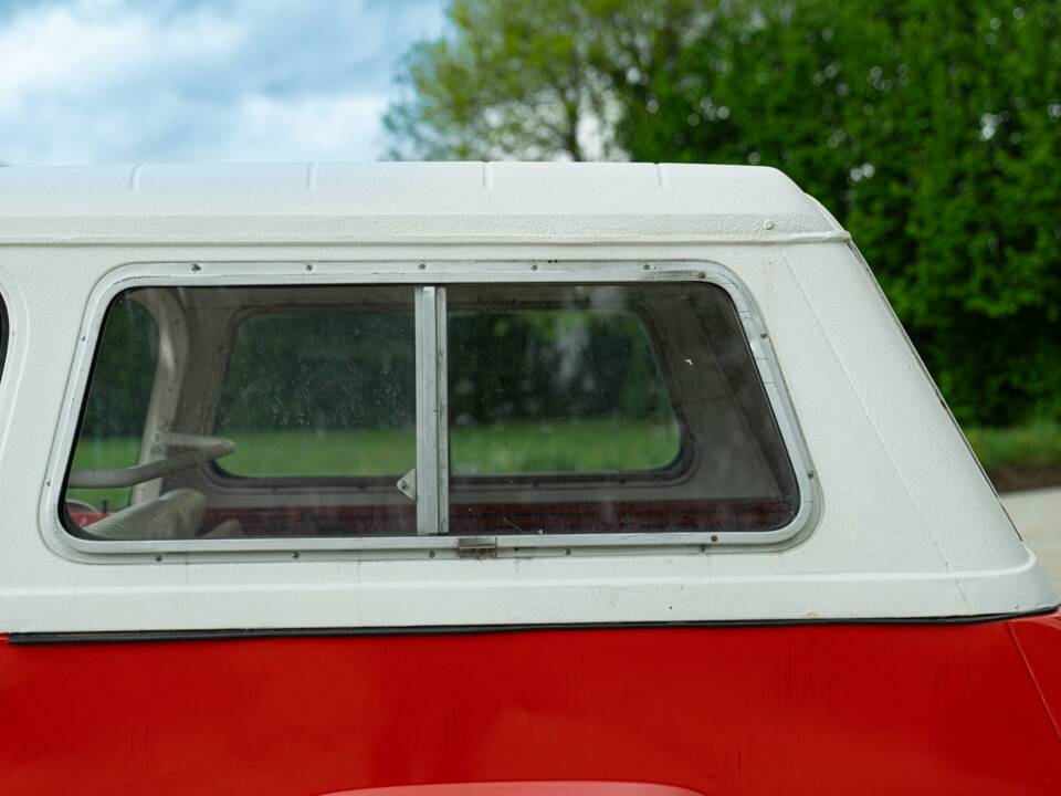 Bild 16/50 von Ebro Jeepster Commando C-101 (1976)