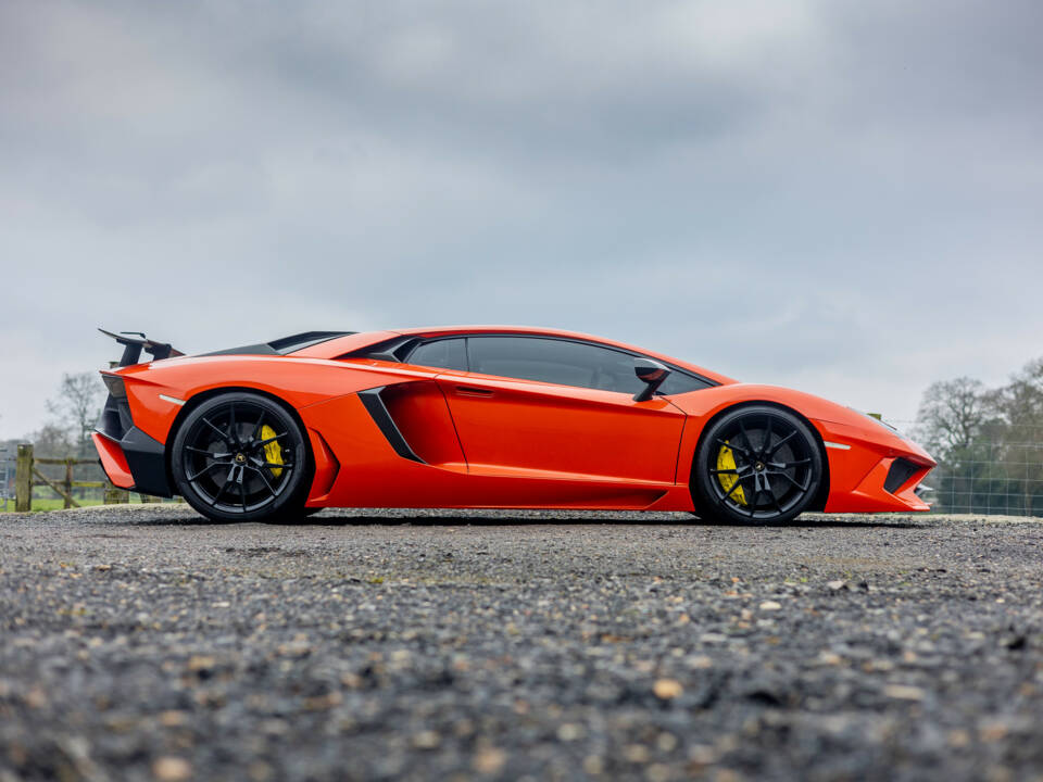 Immagine 12/47 di Lamborghini Aventador LP 700-4 (2013)