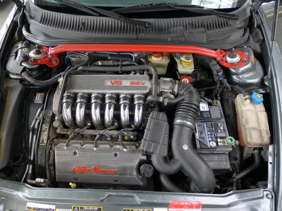 Imagen 18/35 de Alfa Romeo 156 2.5 V6 (1999)