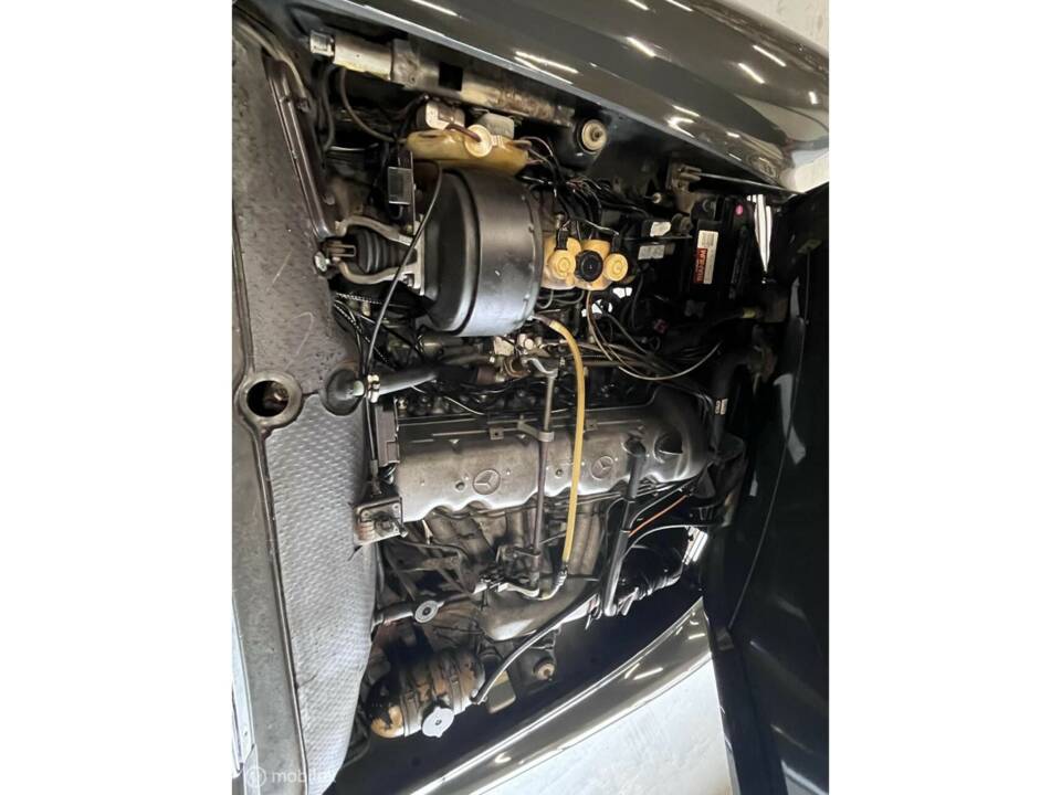 Image 19/40 of Mercedes-Benz 280 SL (1970)