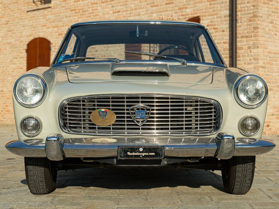 Image 3/50 of Lancia Flaminia Coupe Pininfarina (1961)