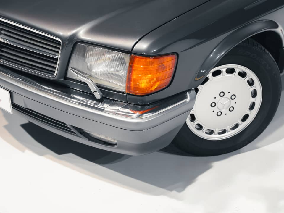 Bild 13/37 von Mercedes-Benz 560 SEC (1990)