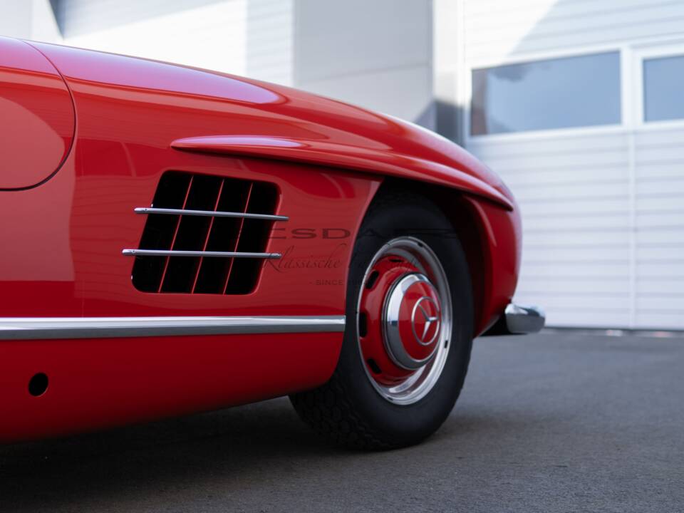 Image 18/49 of Mercedes-Benz 300 SL "Gullwing" (1955)