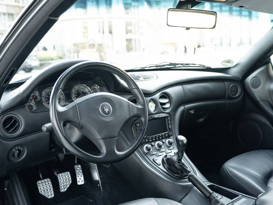 Bild 28/48 von Maserati 4200 (2004)