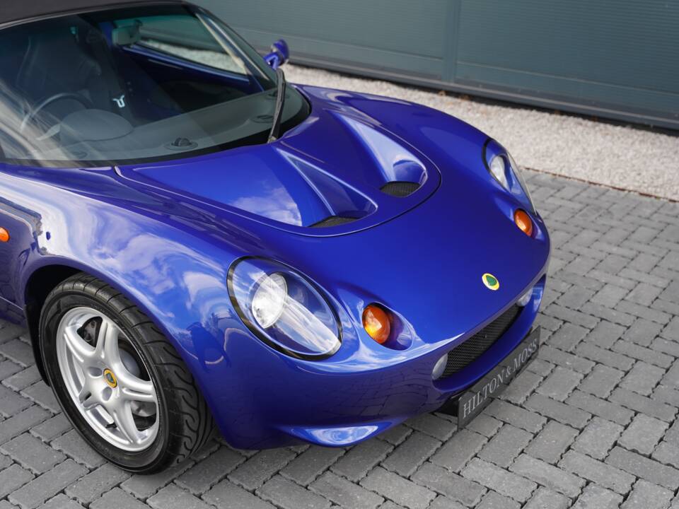 Bild 25/50 von Lotus Elise 111 (1998)