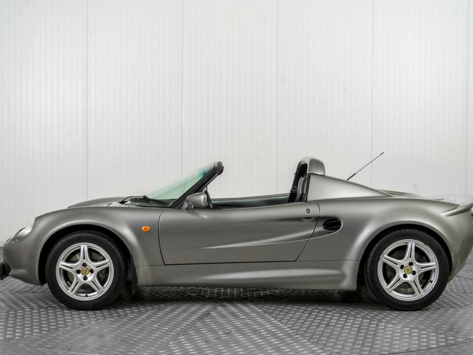 Immagine 9/50 di Lotus Elise 111 (1998)