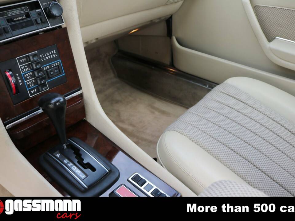 Imagen 13/15 de Mercedes-Benz 450 SLC (1979)