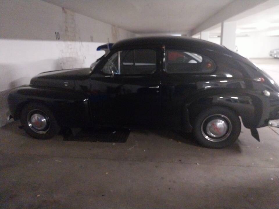 Image 12/18 of Volvo PV 444 (1954)