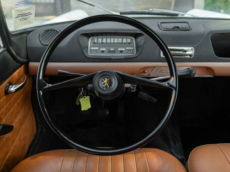 Immagine 40/50 di Peugeot 404 Familiale (1965)