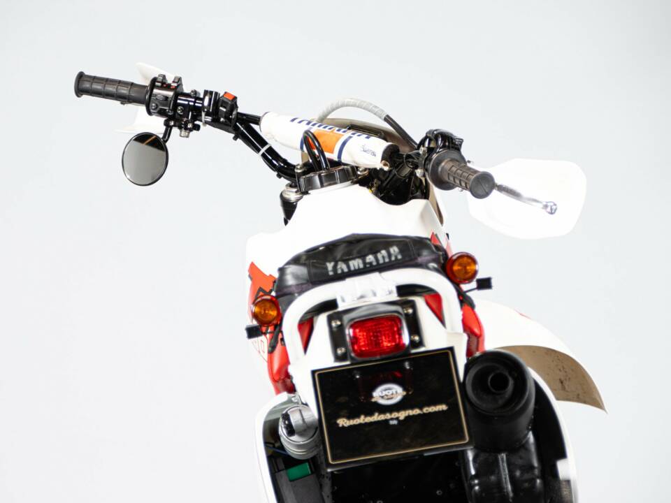 Image 10/50 de Yamaha DUMMY (1986)
