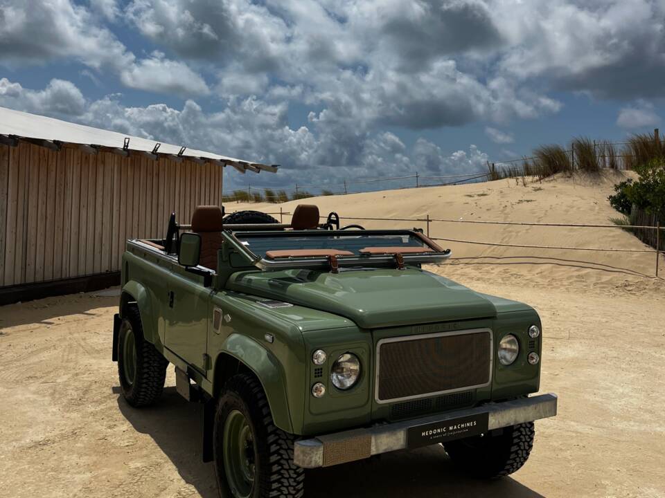 Immagine 1/8 di Land Rover Defender 90 Td5 (2002)
