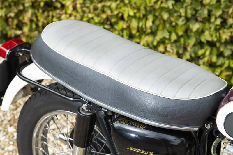Image 12/45 of Triumph Bonneville T120TT (1967)