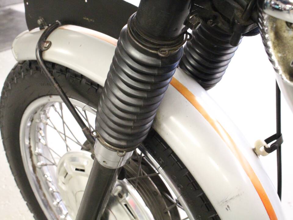 Afbeelding 14/17 van Triumph DUMMY (1968)