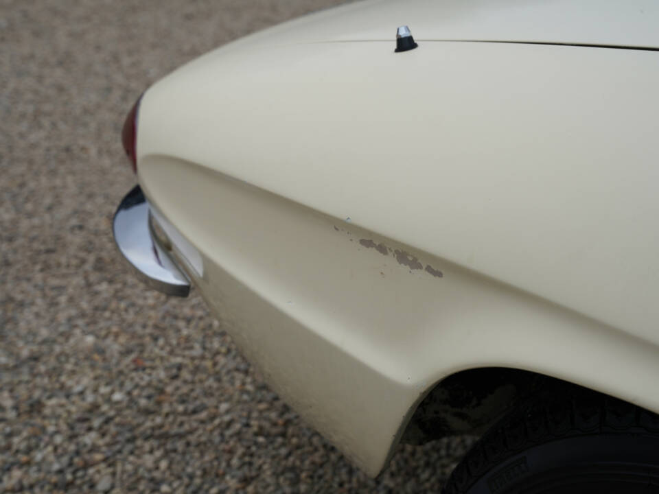 Image 25/50 of Alfa Romeo 1600 Duetto (1967)