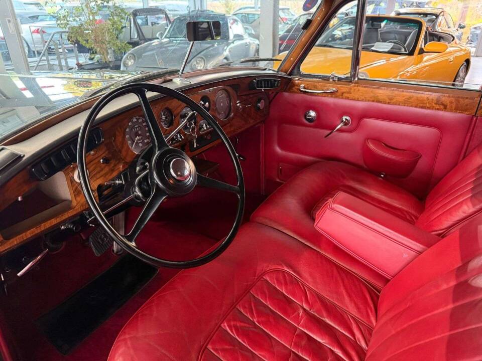 Image 35/36 of Bentley S 3 (1965)