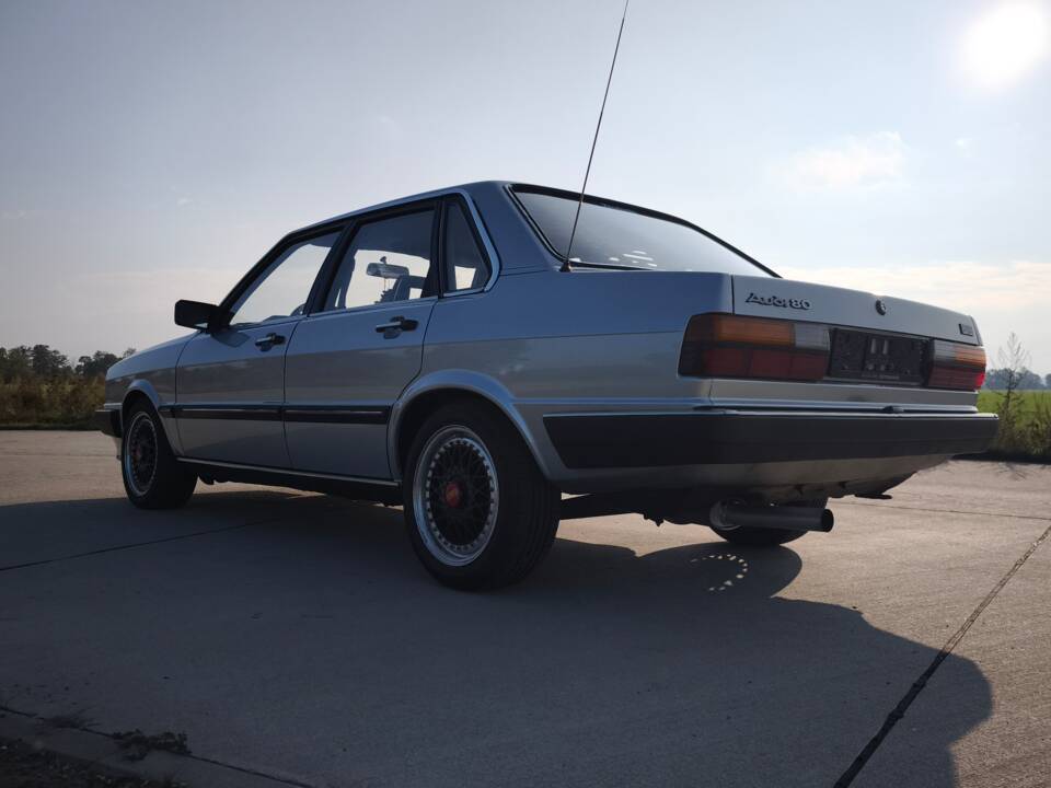 Image 61/94 de Audi 80 CD 5S (1982)
