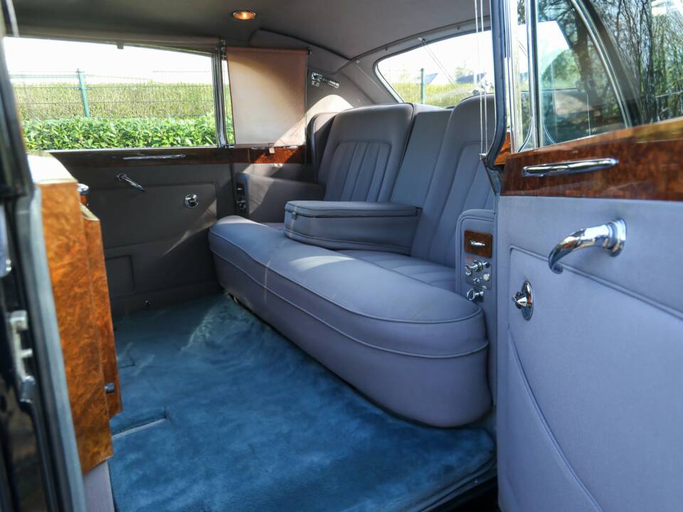 Image 36/50 de Rolls-Royce Phantom V James Young (1962)