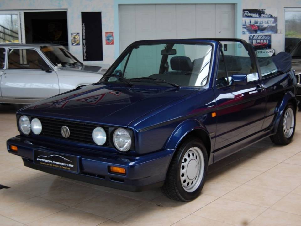 Bild 3/30 von Volkswagen Golf Mk I Convertible 1.6 (1992)