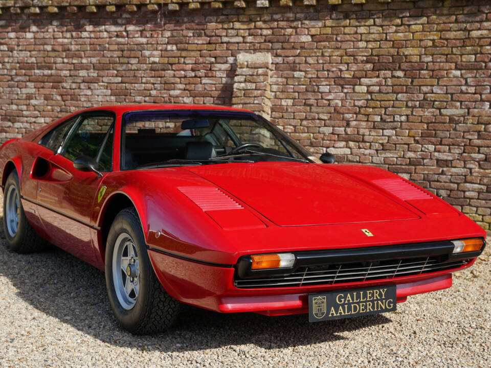 Image 19/50 de Ferrari 308 GTB (1977)