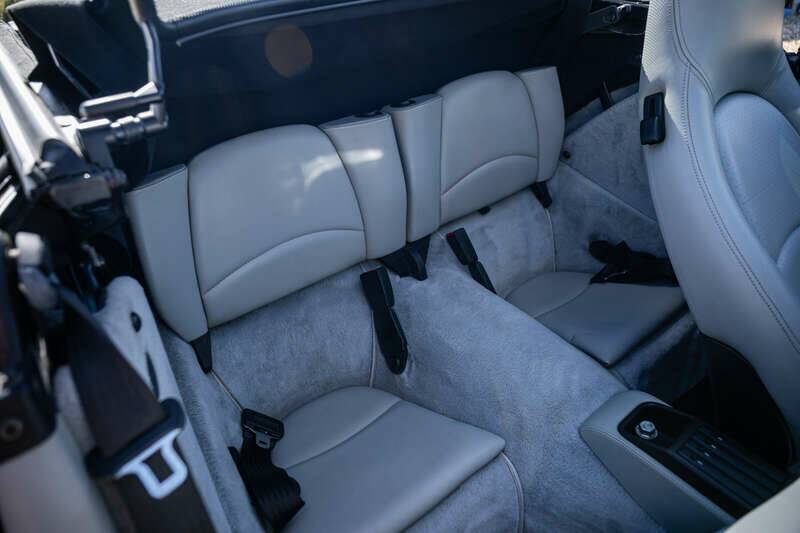 Image 26/50 of Porsche 911 Turbo (1995)