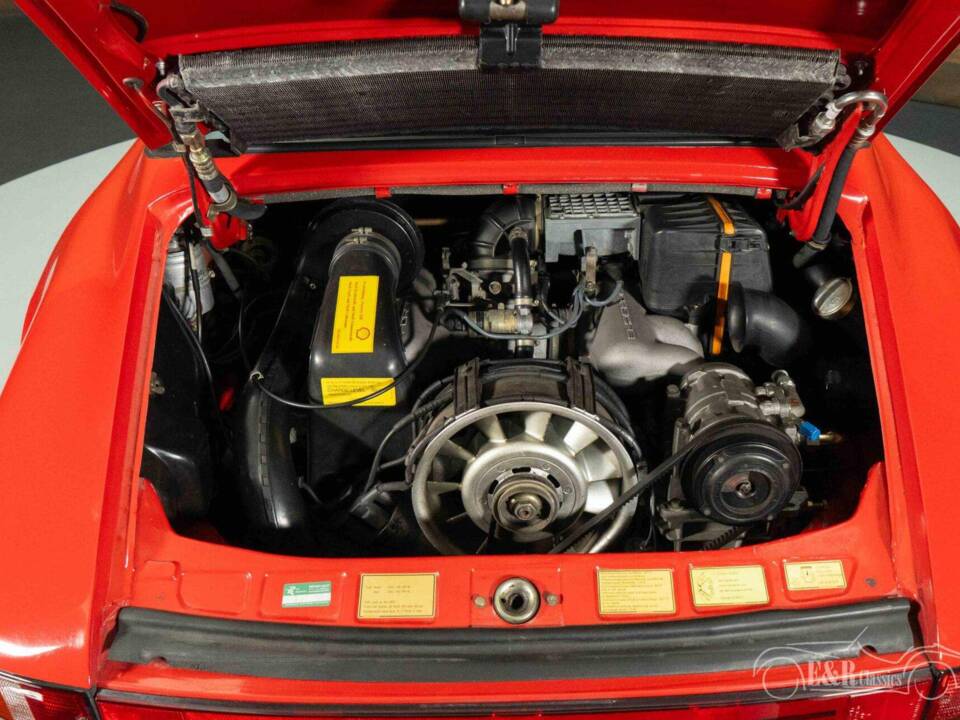 Bild 19/19 von Porsche 911 Carrera 3.2 (1985)
