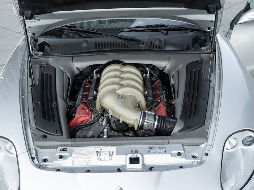 Bild 45/48 von Maserati 4200 (2004)