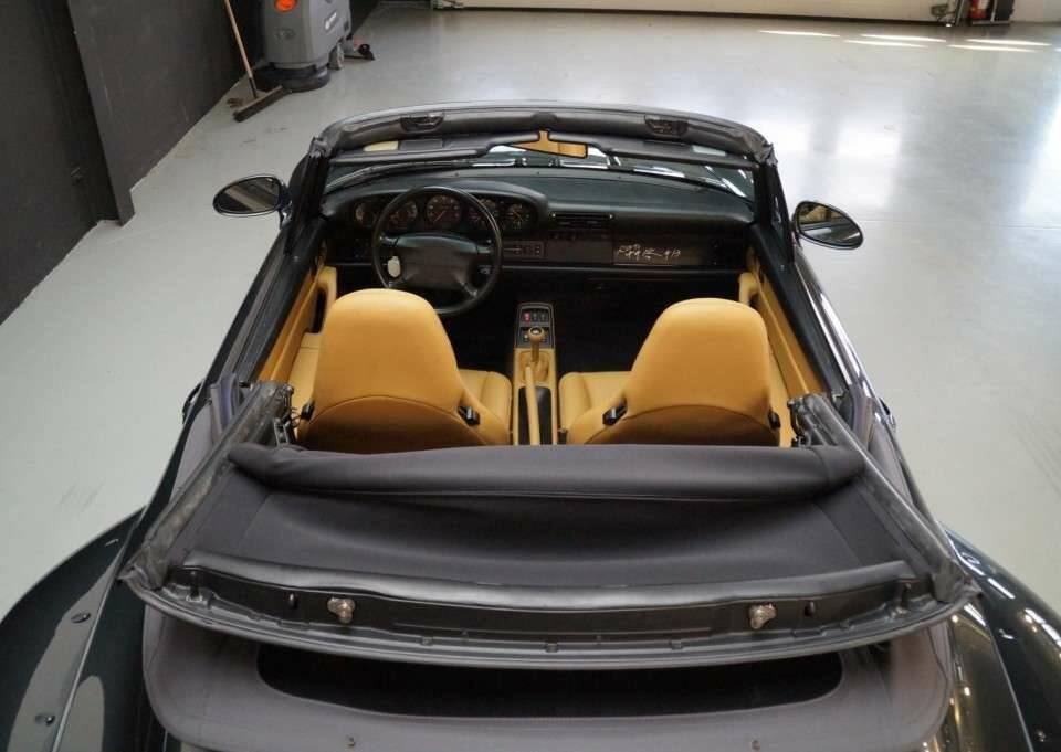 Image 41/50 of Porsche 911 Carrera RWB (1995)
