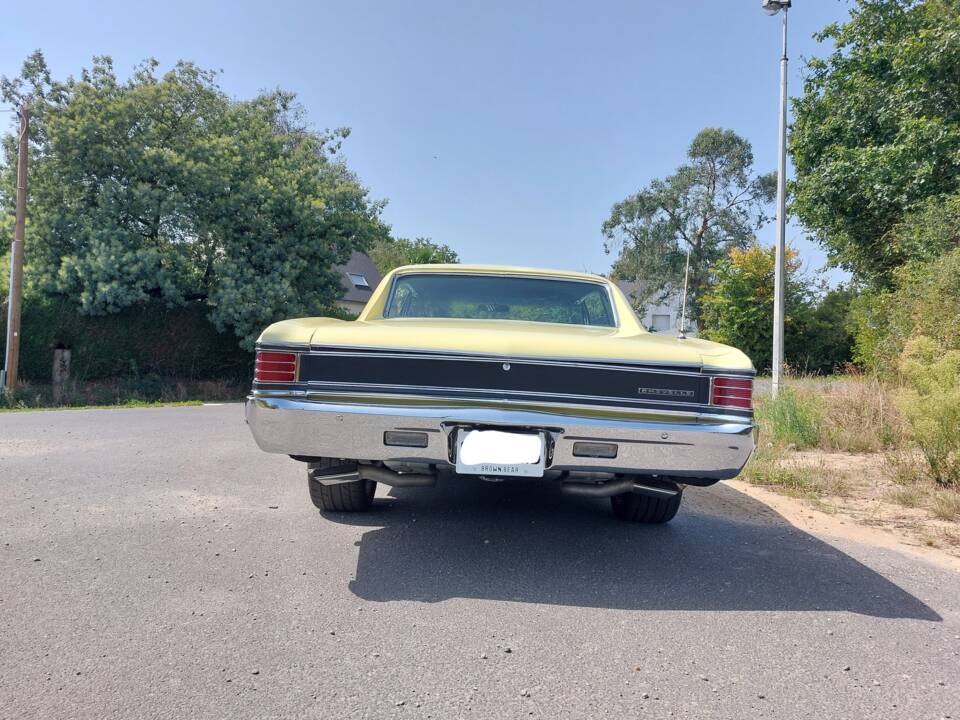 Image 3/13 of Chevrolet Chevelle Malibu Coupe (1967)