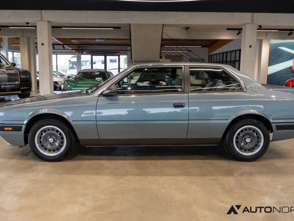 Afbeelding 7/57 van Maserati 222 (1989)