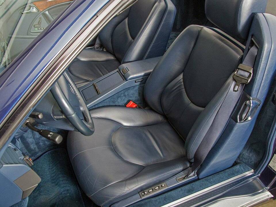Afbeelding 29/36 van Mercedes-Benz SL 320 (2000)