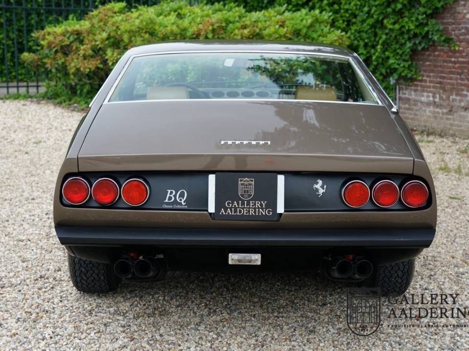 Immagine 7/50 di Ferrari 365 GTC&#x2F;4 (1972)