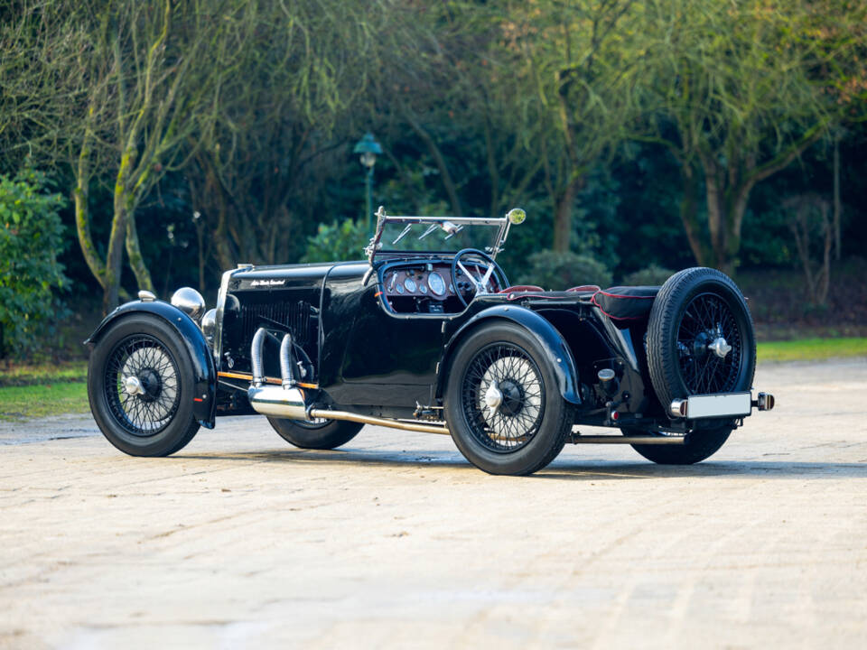Immagine 2/50 di Aston Martin International (1930)