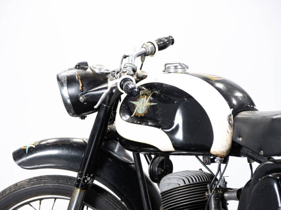 Bild 14/50 von MV Agusta 125 TR (1958)