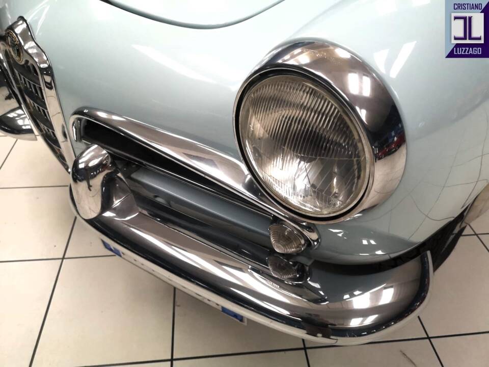 Afbeelding 11/48 van Alfa Romeo Giulietta Spider (1963)