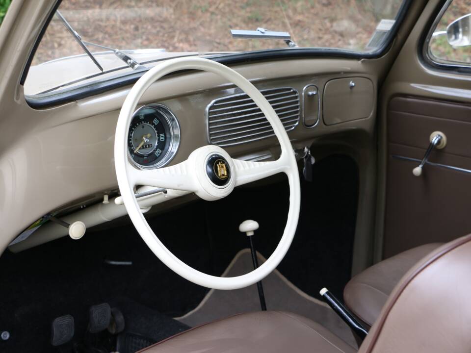 Immagine 35/56 di Volkswagen Maggiolino 1100 Standard "Ovali" (1954)