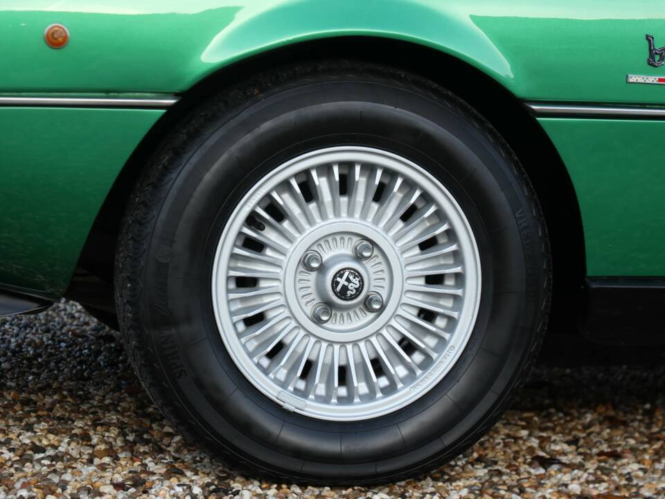 Image 46/50 of Alfa Romeo Montreal (1973)