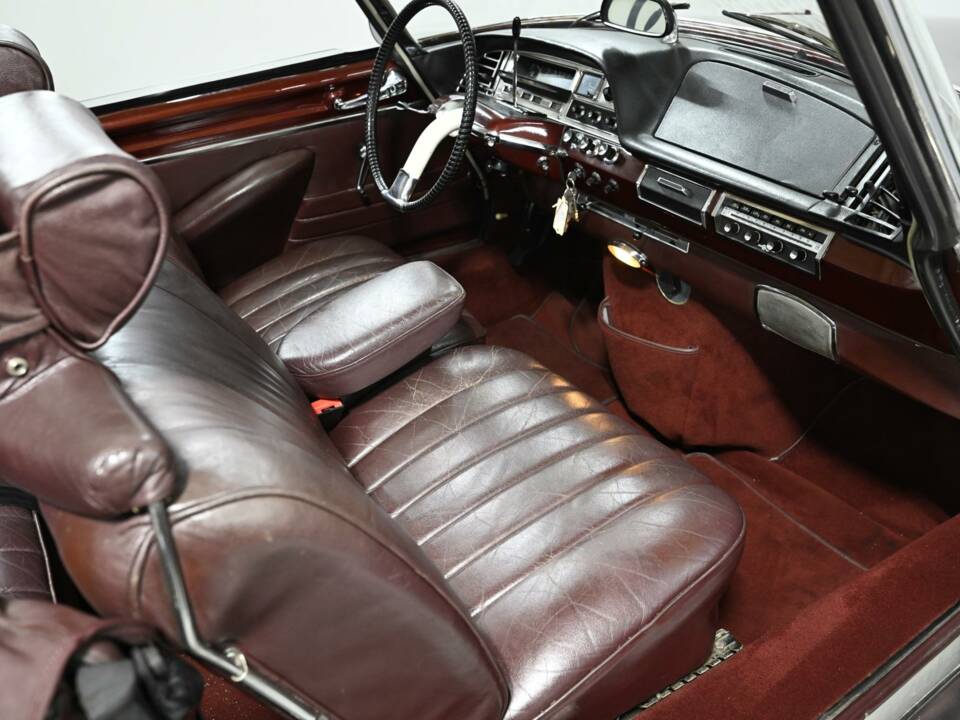 Imagen 31/50 de Citroën DS 19 Chapron (1961)
