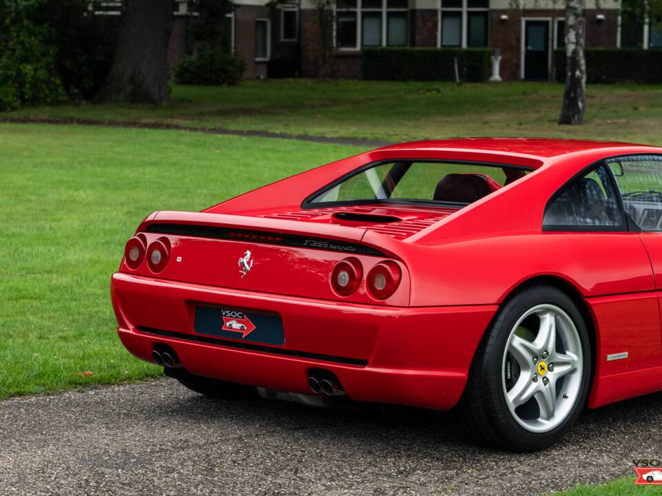 Bild 7/53 von Ferrari F 355 Berlinetta (1996)