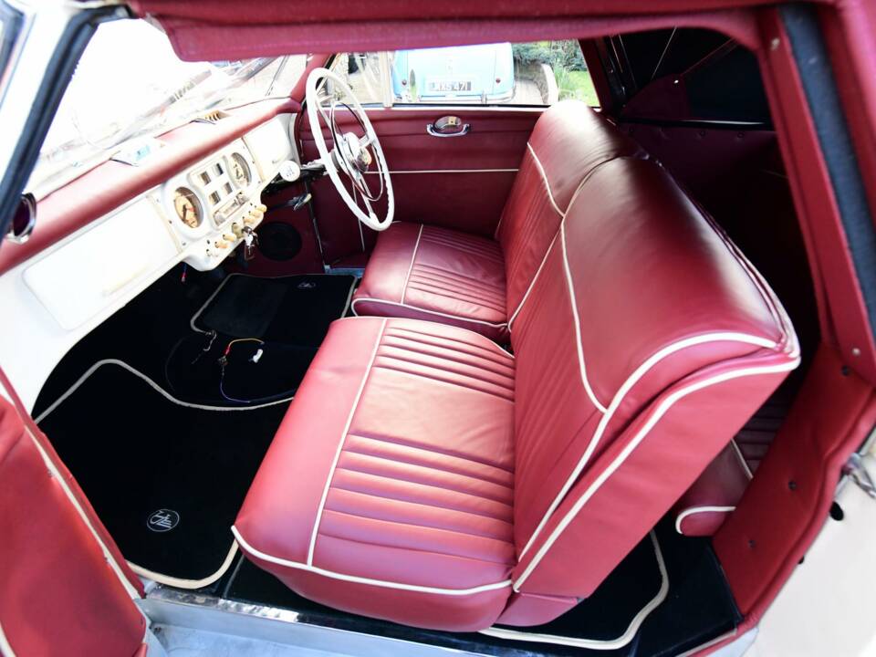 Image 36/41 of Austin A 90 Atlantic Convertible (1950)