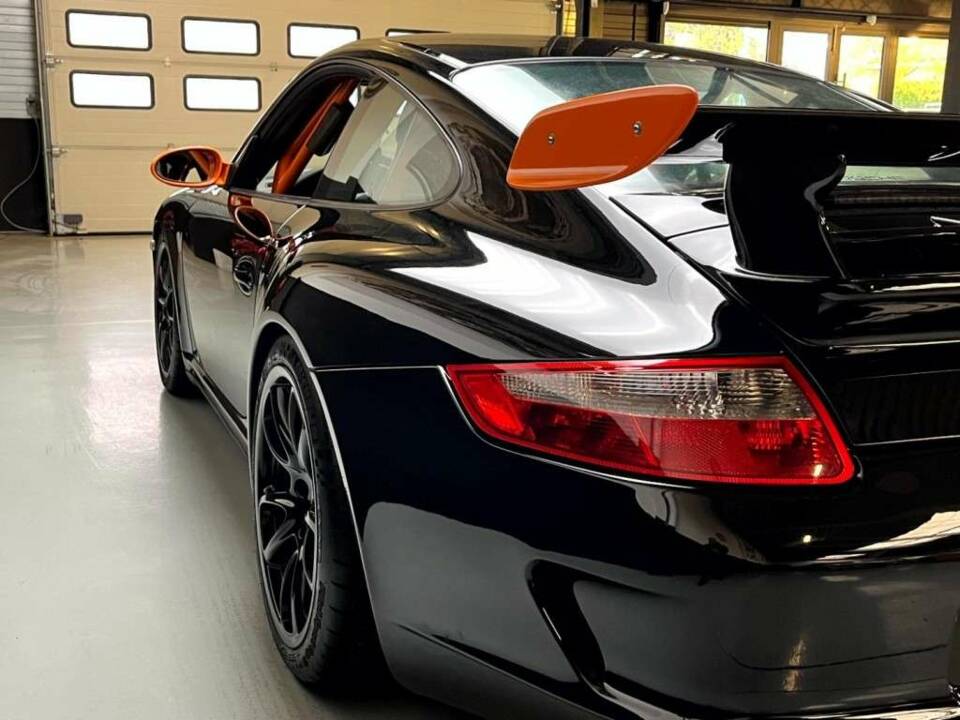 Bild 44/50 von Porsche 911 GT3 RS (2008)