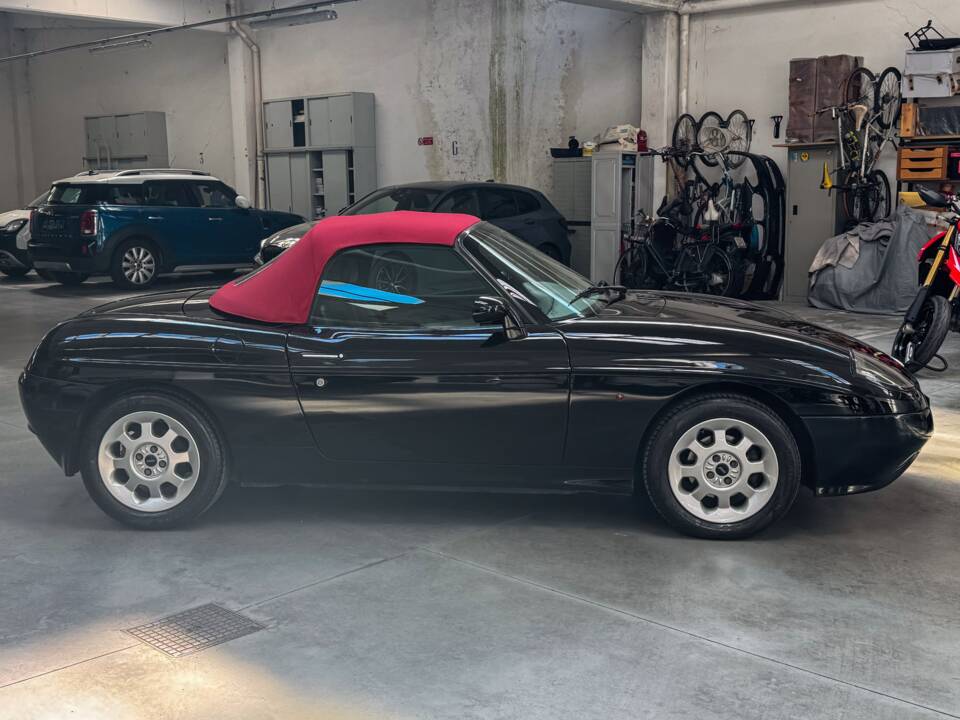 Immagine 2/9 di FIAT Barchetta 1.8 16V (1998)