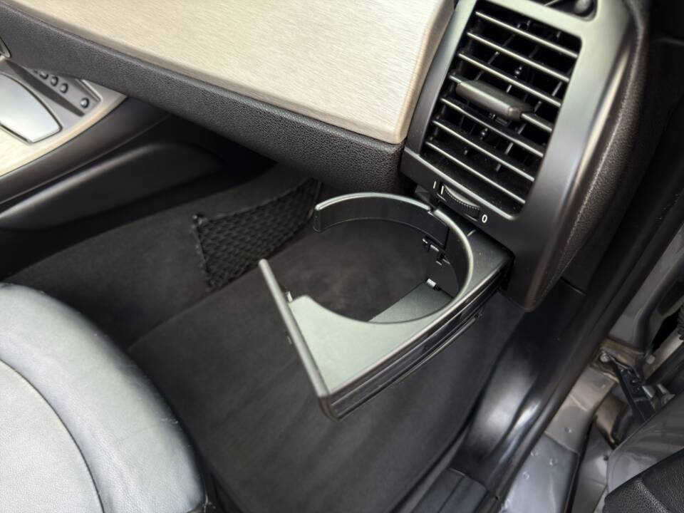 Bild 23/34 von BMW Z4 3.0i (2004)