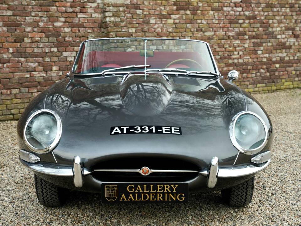 Immagine 5/50 di Jaguar E-Type 3.8 (1961)