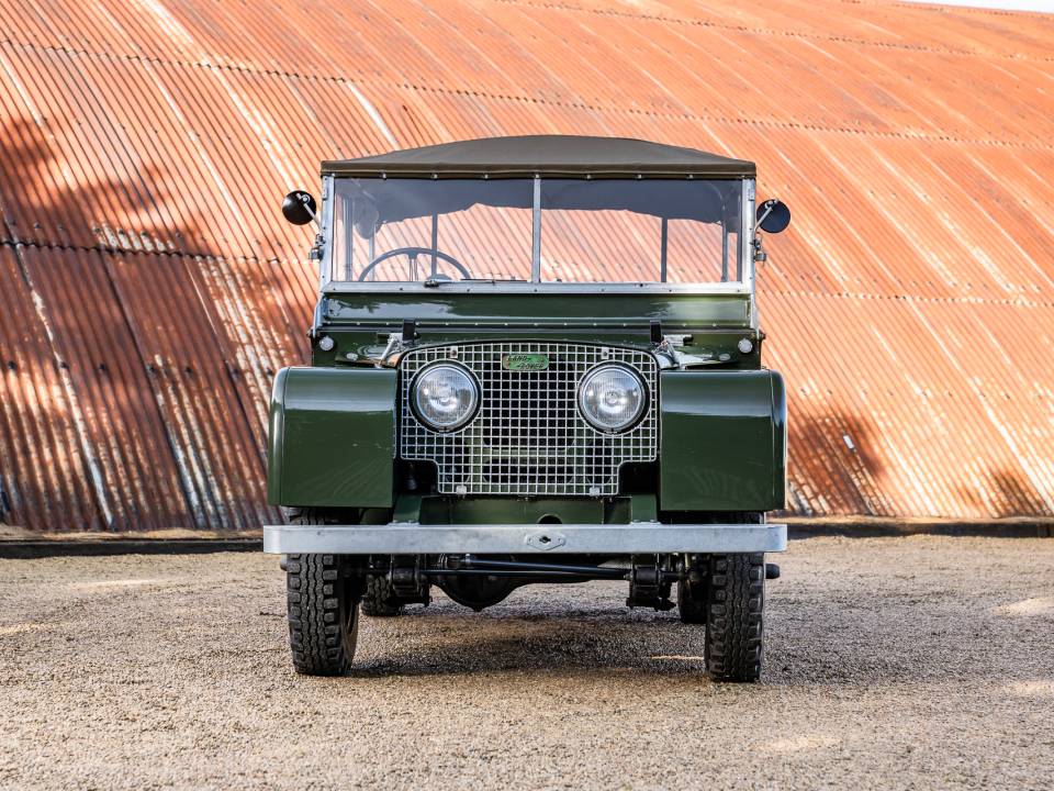 Image 2/42 of Land Rover 80 (1951)