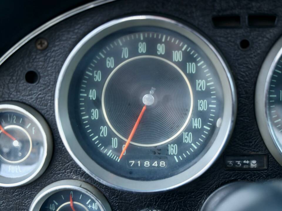 Image 25/50 of Chevrolet Corvette Sting Ray Convertible (1964)