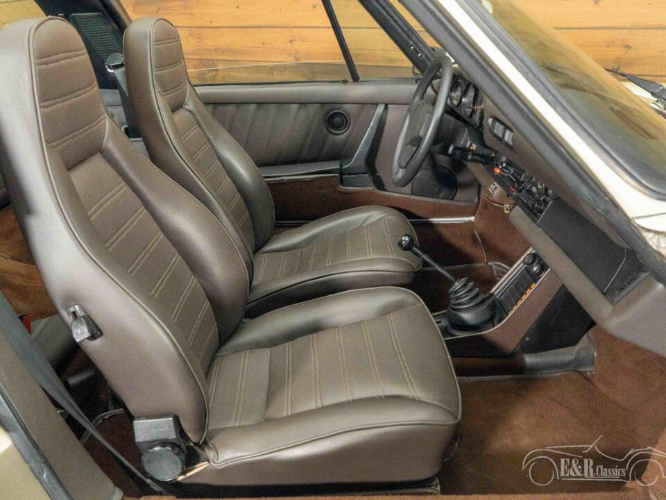 Image 7/19 of Porsche 911 SC 3.0 (1983)