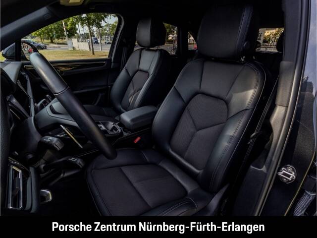 Bild 20/49 von Porsche Macan S (2022)