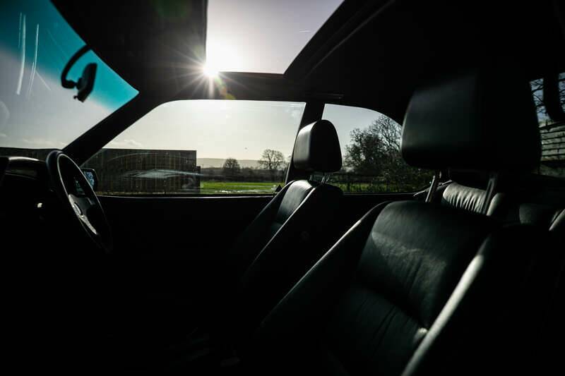 Image 41/50 of BMW 635 CSi (1989)