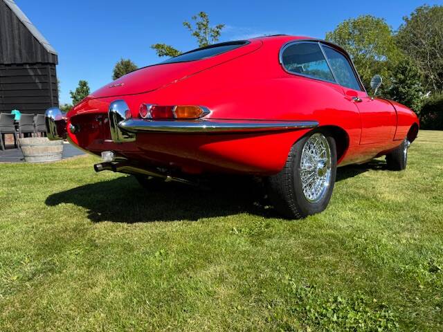 Image 13/35 de Jaguar Type E 3.8 (1963)